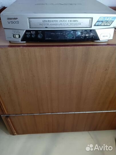 Видеомагнитофон sharp