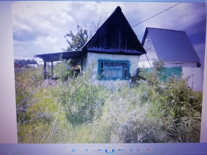 Дача 15 м² на участке 4 сот.