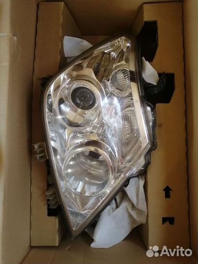 Фара правая Nissan Patrol Y62