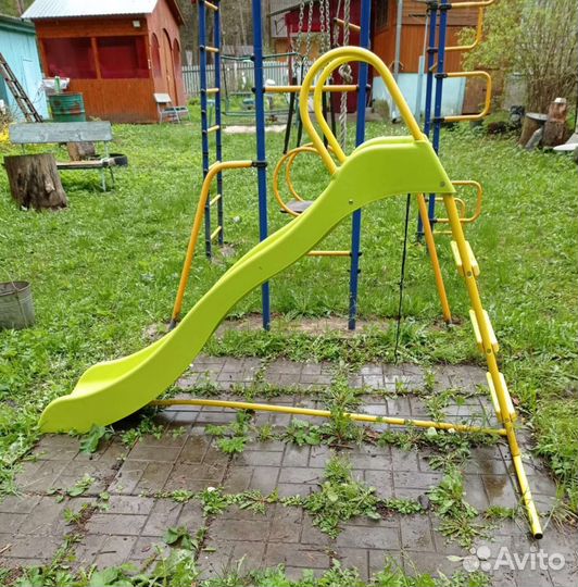 Детская горка пластиковая уличная