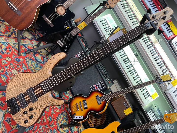 Бас гитара cort A4-Ultra-Ash-wcase-ENB Artisan Ser