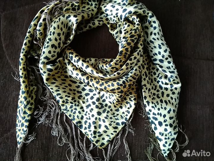 Шарфы женские