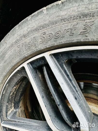 Michelin Pilot Sport 3 23.5/45 R18 и 23.5/45 R18 98Y