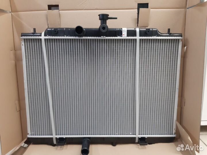 Радиатор охлаждения Nissan X-Trail T31
