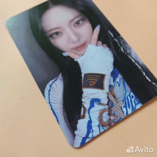 Офф карточка Юны итзи иччи itzy описание читайте