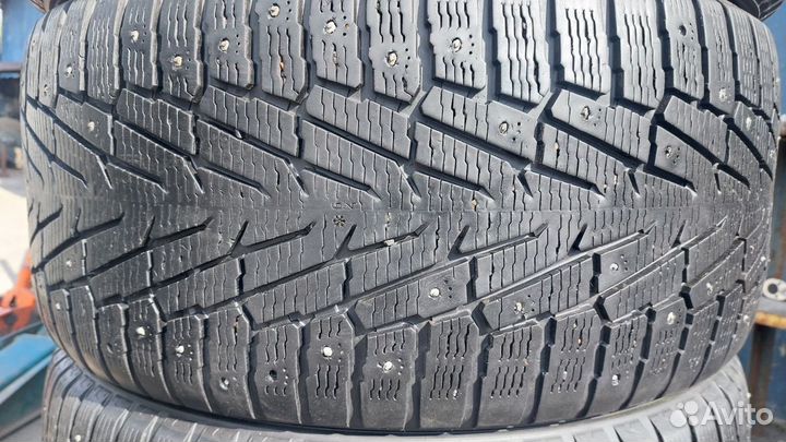 Nokian Tyres Hakkapeliitta 7 SUV 295/40 R21 111T