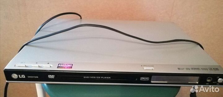 DVD плеер LG dke573xb