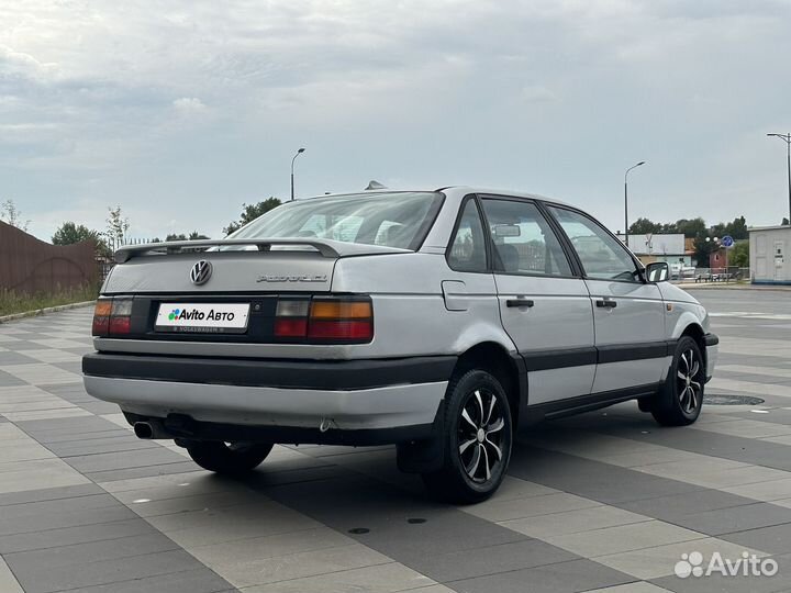 Volkswagen Passat 2.0 AT, 1992, 355 000 км