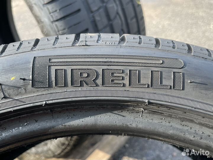 Pirelli P Zero Rosso 285/30 R18