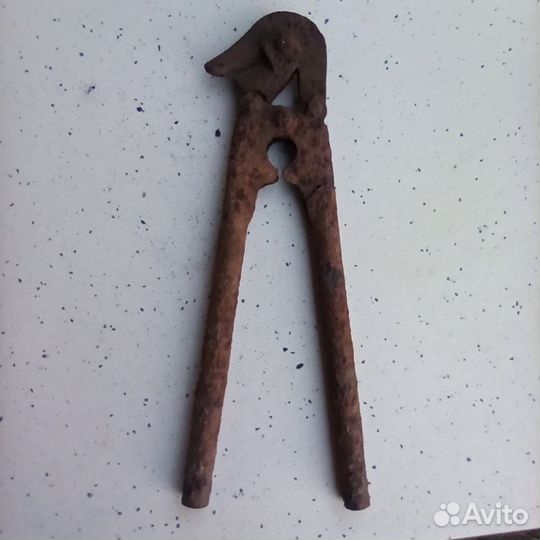 Кусачки для колючки