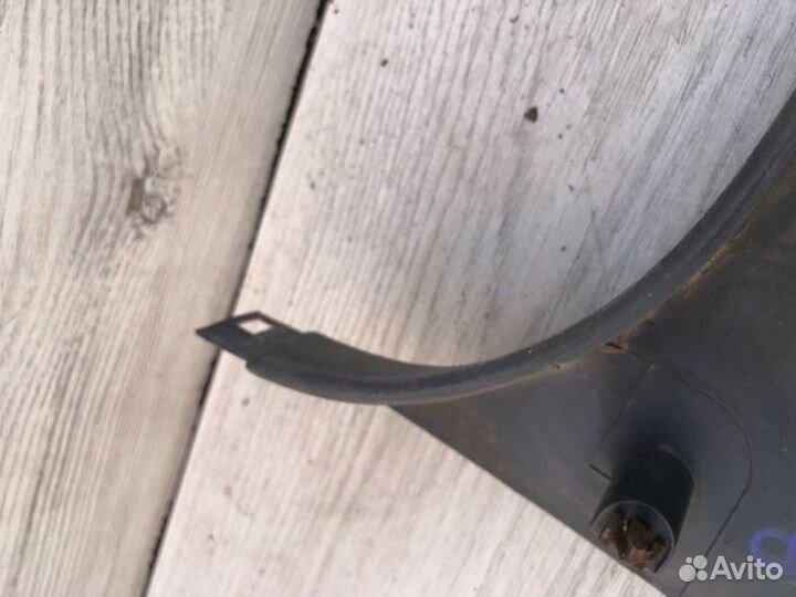 Накладка на стойку кузова правая Kia Spectra седан