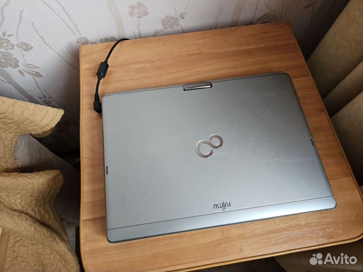 Ноутбук трансформер сенсорный fujitsu t734