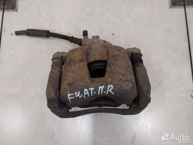 Тормозной суппорт передний правый fiat Albea