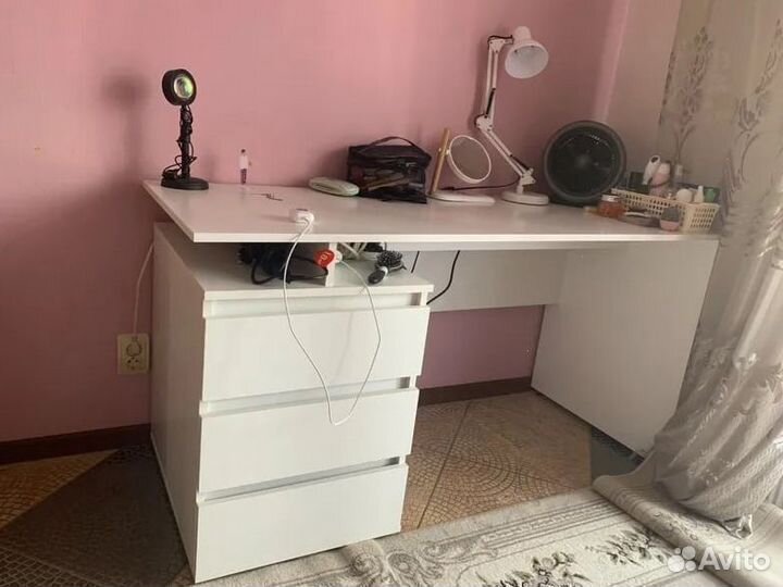 Стол письменный Кайт в наличии отличное качество