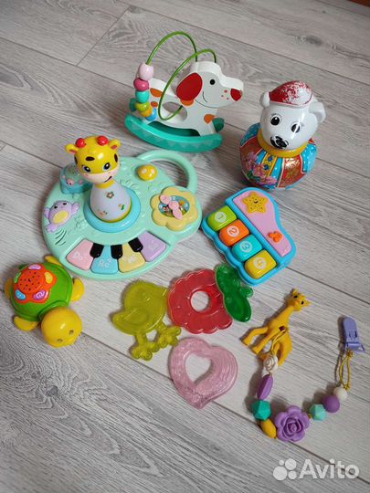Развивающие игрушки пакетом