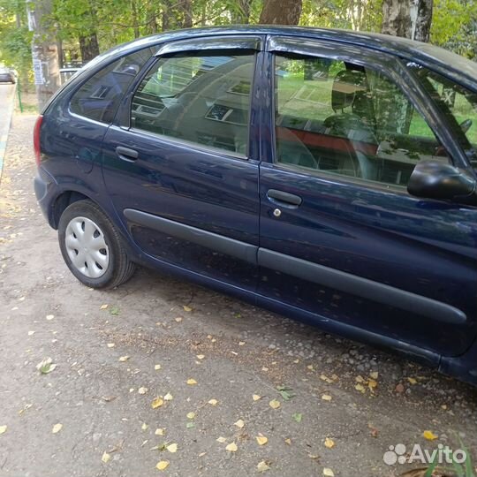 Citroen Xsara Picasso 1.8 МТ, 2001, 250 000 км