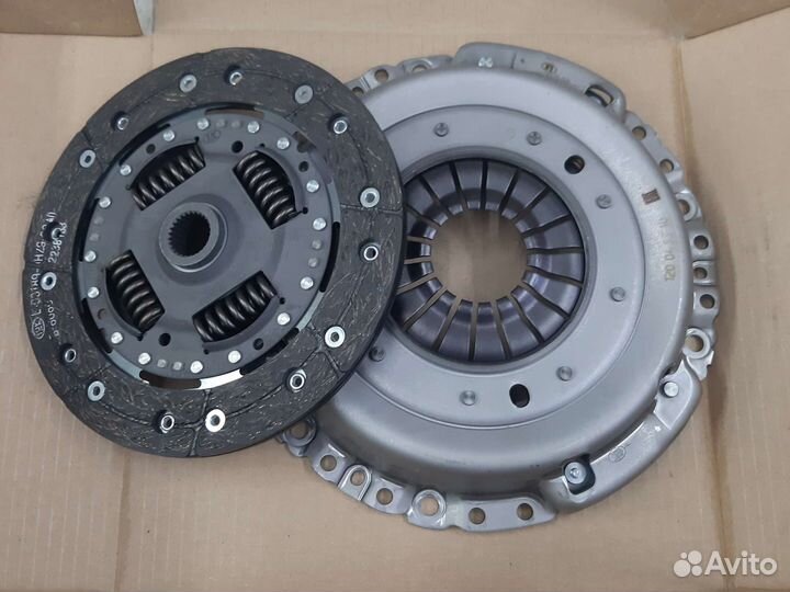 К-т сцепления LUK vesta кпп renauct 620342709 LADA