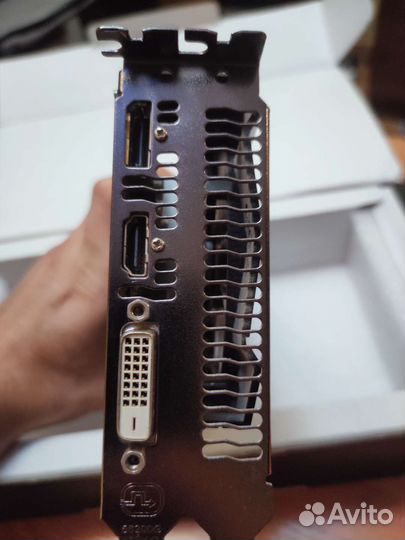 Видеокарта Sapphire rx 560 4gb