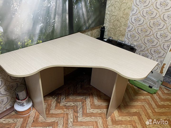 Угловой письменный стол бу