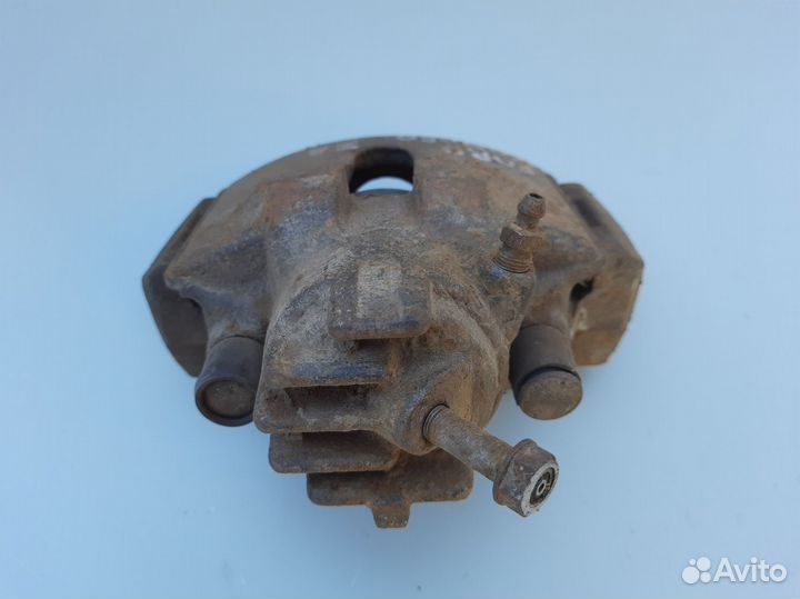 Суппорт передний правый Форд Мондео 1 Скорпио 2