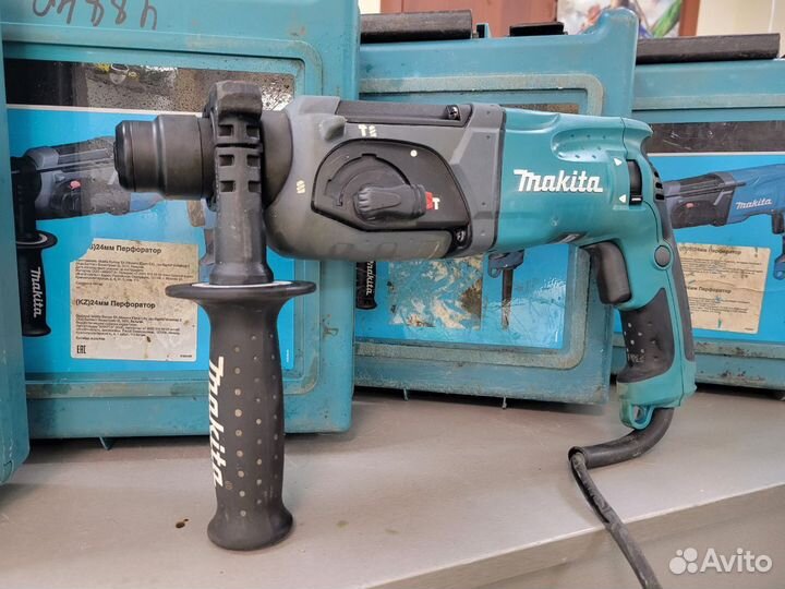 Перфоратор Makita HR2470