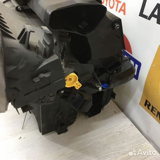 Корпус печки отопителя Renault sandero stepway 2