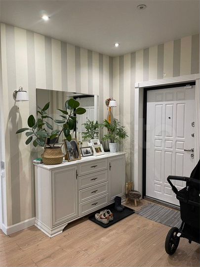 2-к. квартира, 71,4 м², 7/17 эт.