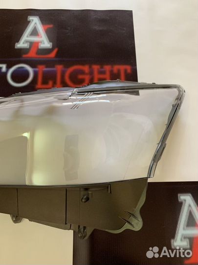 Стекло фары Lexus GS 4 2011-2015 левое