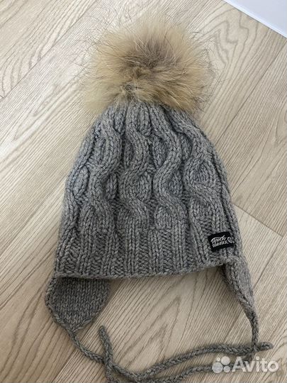 Зимние шапки разные 