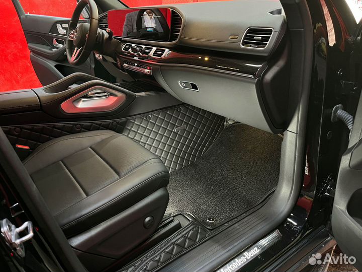Автомобильный коврик из экокожи
