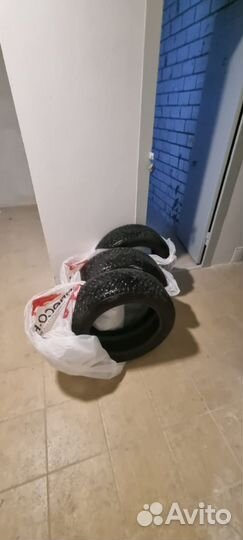 Nokian Tyres Hakkapeliitta 9 225/55 R17