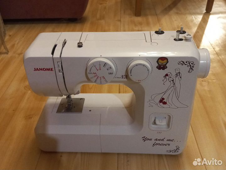 Швейная машина Janome бу