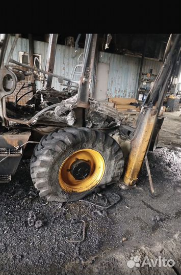 Экскаватор погрузчик jcb 3cx бу