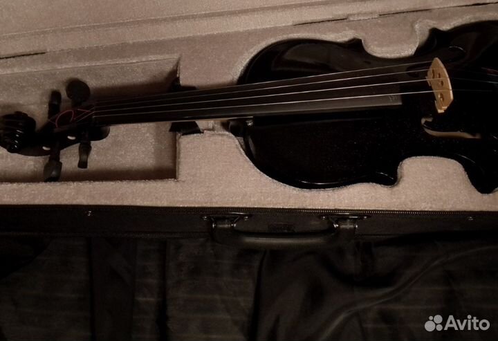 Скрипка 4/4 Fabio (+Чехол,тюнер,смычок)