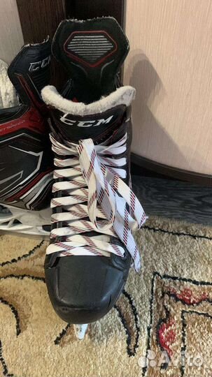 Продам коньки хоккейные юниорские