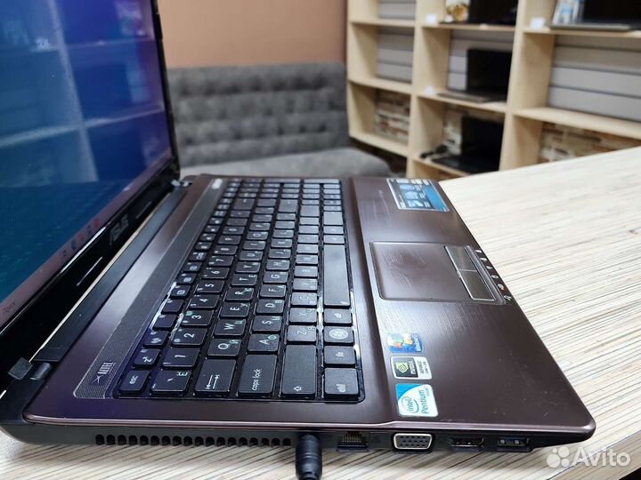 Ноутбук asus k53s core i3 SSD 128 gb GT-610m 2gb