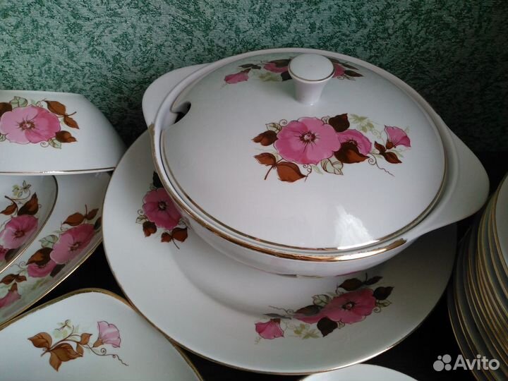 Столовый фарфоровый сервиз СССР