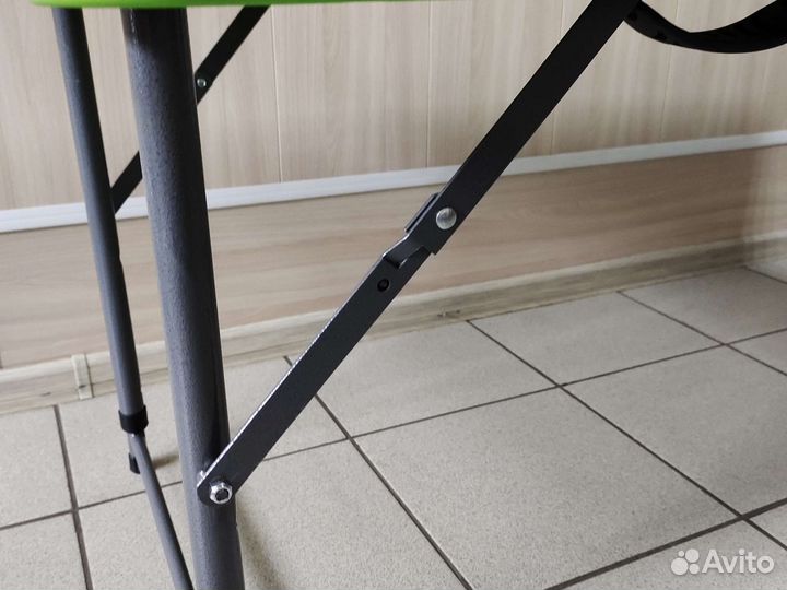 Стол складной пластиковый