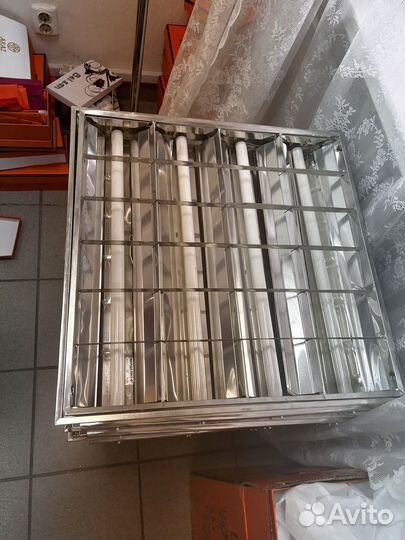 Светильник потолочный