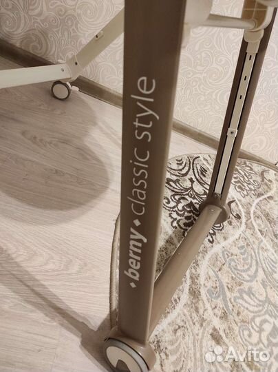 Стульчик для кормления happy baby berny classic