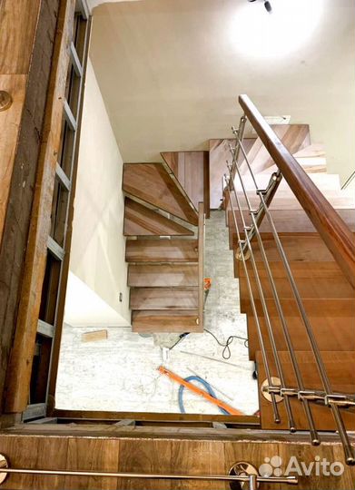 Лестница для коттеджа на заказ