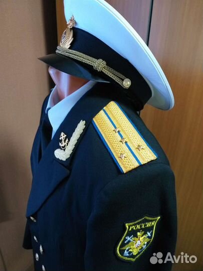 Парадная форма офицера морской авиации