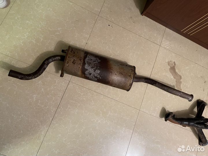 Выхлоп глушитель