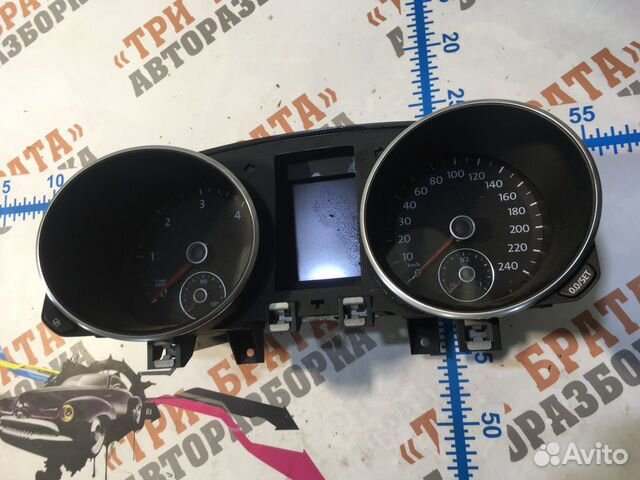 Фольксваген Гольф Щиток приборов