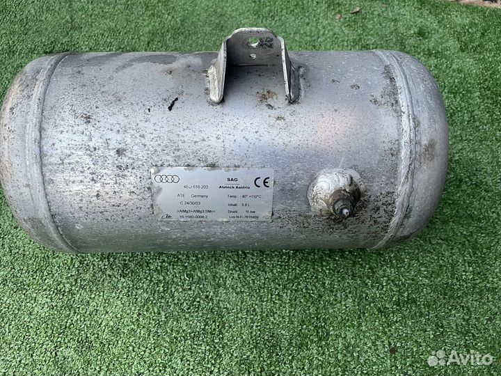 Воздушный рессивер Audi A8 D3 (5.8 литра)