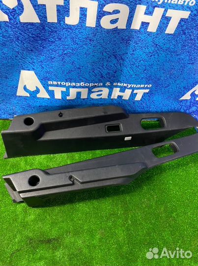 Накладка в салоне Mazda 6 GH L813 2010