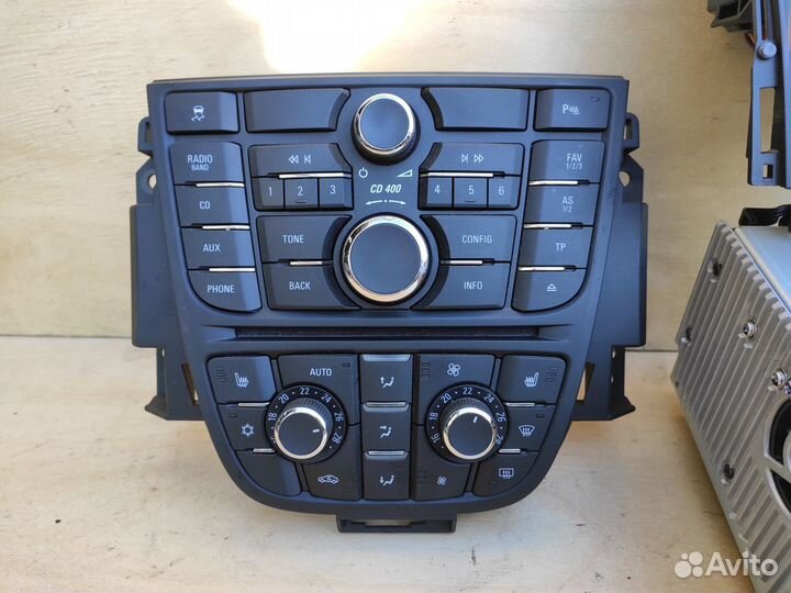 Магнитола CD400 комплект на Opel Astra J