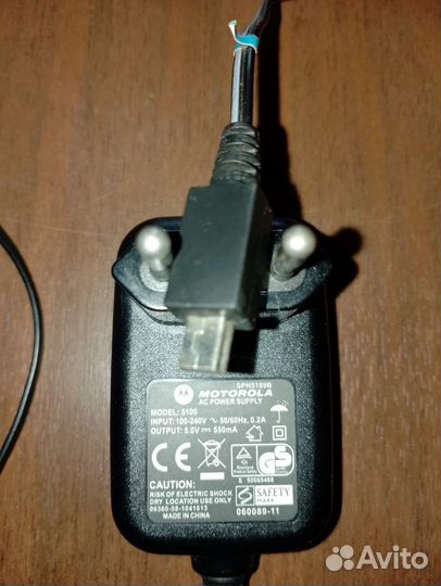 Зарядное устройство motorola