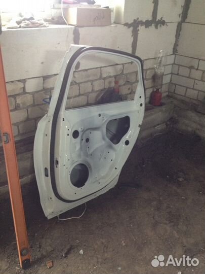 Дверь задняя Ауди а 6