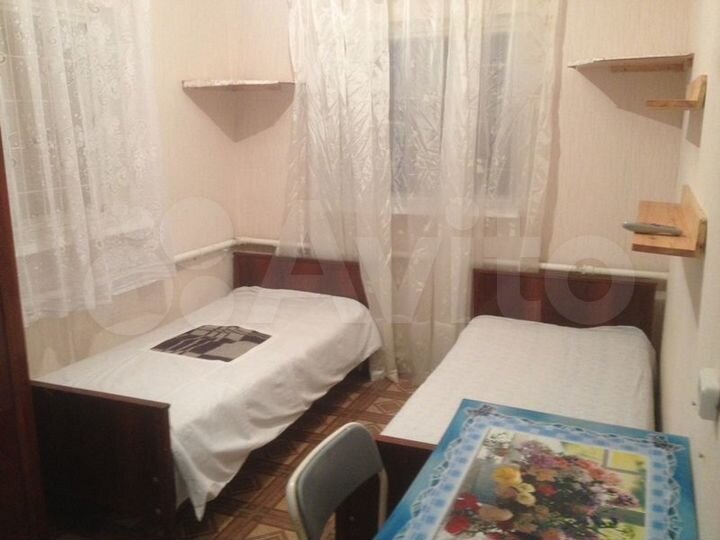 Комната 14 м² в 3-к., 1/2 эт.